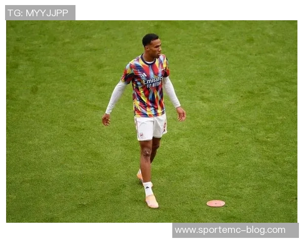 埃泽精彩表现助球队获胜数据显示2射门1射正打进1球并成功过人